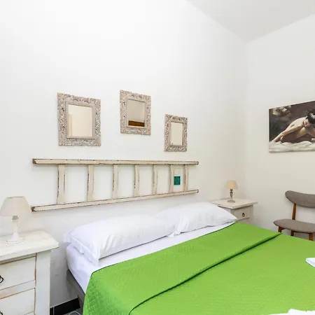 Helios Hotel 2*