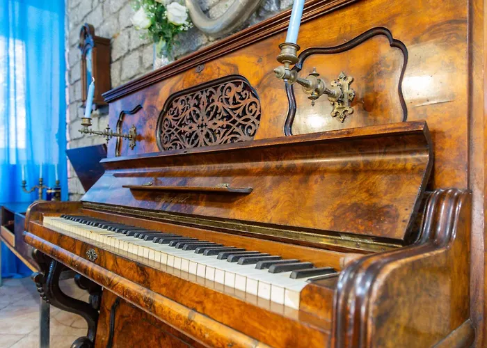 Szálloda Helios San Teodoro